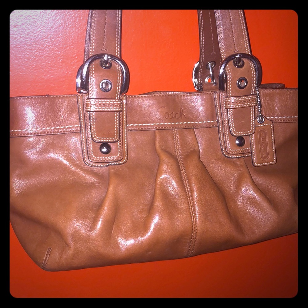 👜 COACH 👜